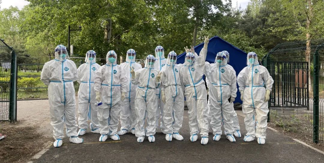 “燃”动青春，，，，，别YOUNG精彩