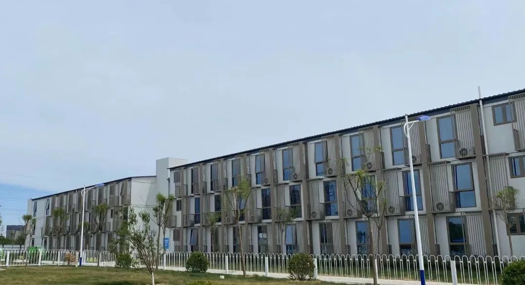 临时的“家”，，，，，满满的爱！亦城集中医学观察点战“疫”纪实